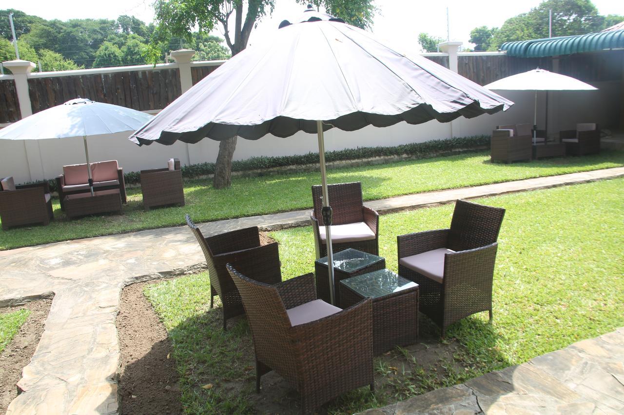 Kays Lodge Dar es Salaam Exterior foto